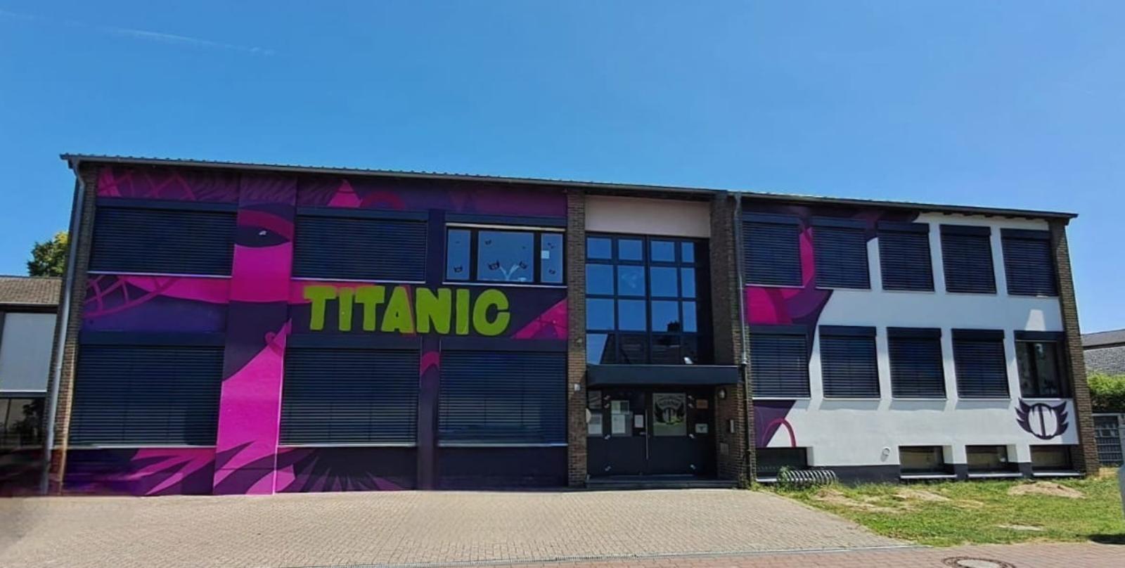 Front neu (c) Julia Walter